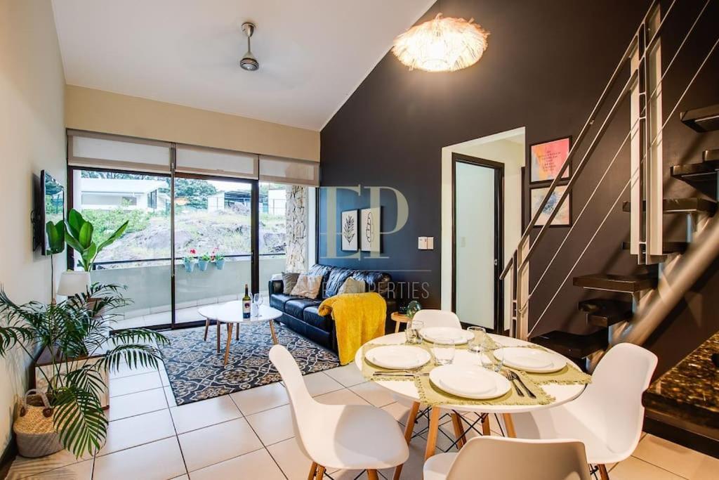 Cr Mariposa Rentals Comfortable Penthouse, Ac, Pool, Gym, Tennis サンタ・アナ エクステリア 写真