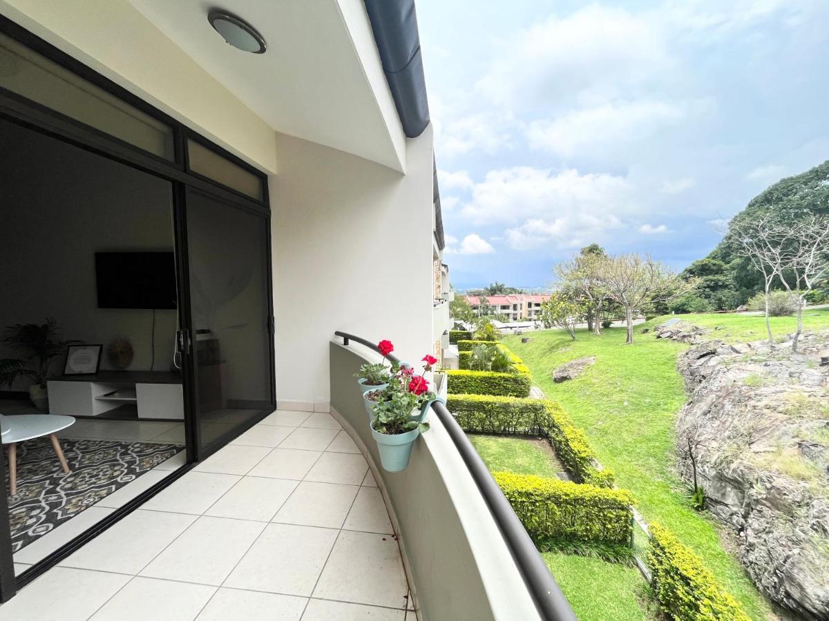 Cr Mariposa Rentals Comfortable Penthouse, Ac, Pool, Gym, Tennis サンタ・アナ エクステリア 写真