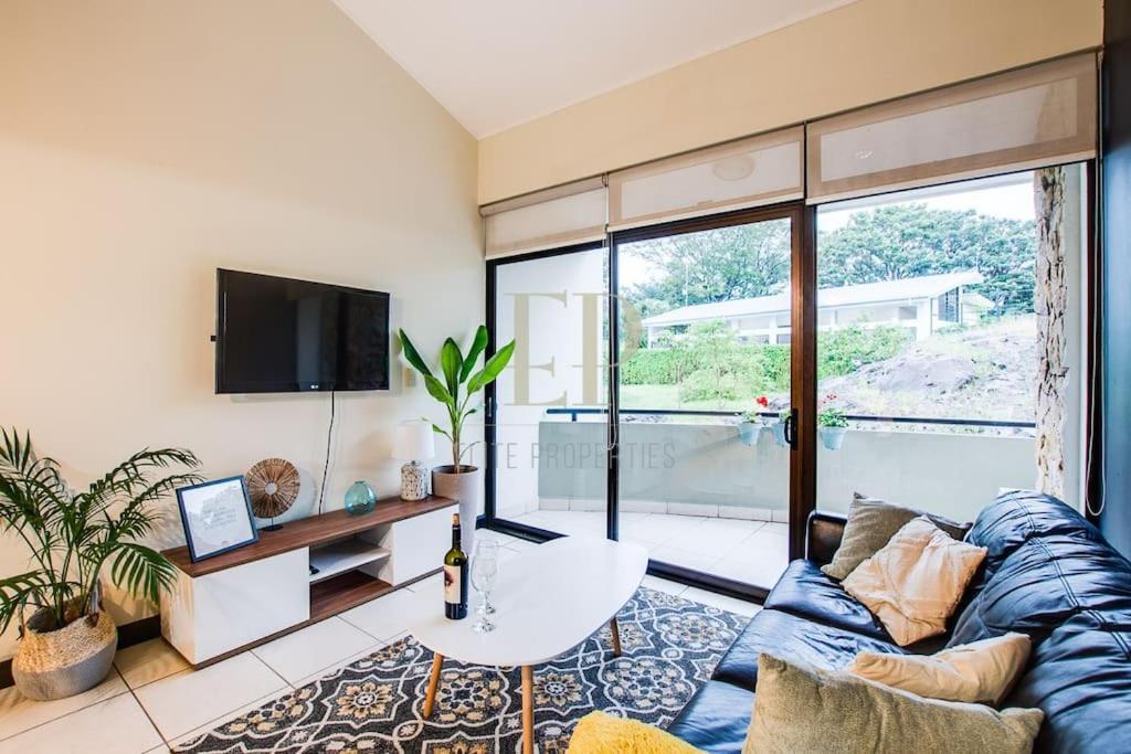 Cr Mariposa Rentals Comfortable Penthouse, Ac, Pool, Gym, Tennis サンタ・アナ エクステリア 写真